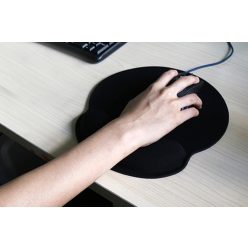 Ergonomikus egérpad gélpárnás csuklótámasszal