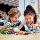 LEGO® Creator Családi vakáció lakókocsival 31108
