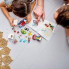 LEGO Disney Mickey és barátai Mickey és Minnie egér kempingezik 10777